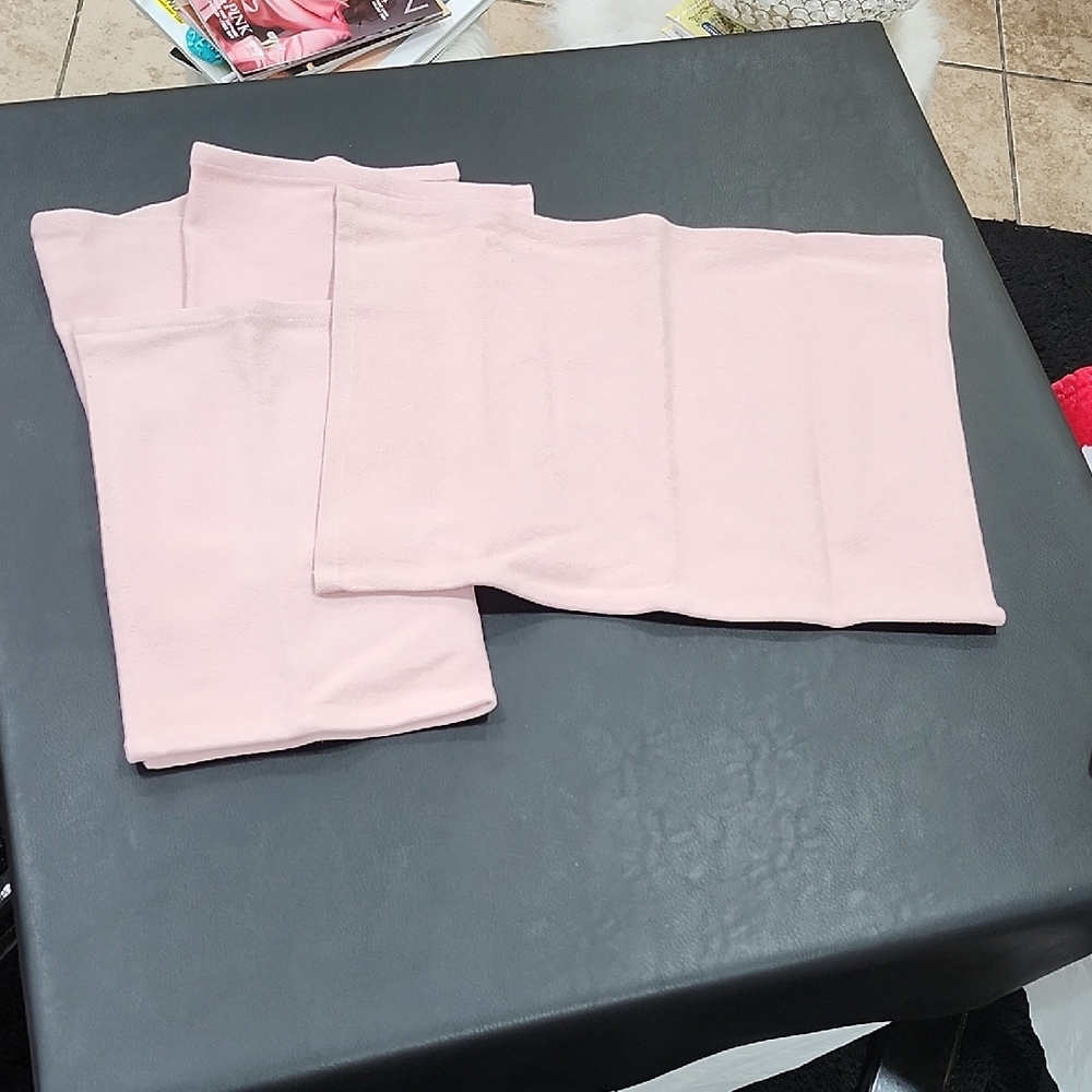 PINK CLOTH TABLE PLACEMATS SET - Picture 2 of 2